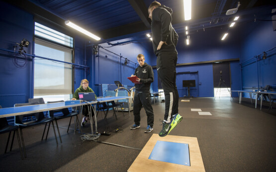 Student in sports lab