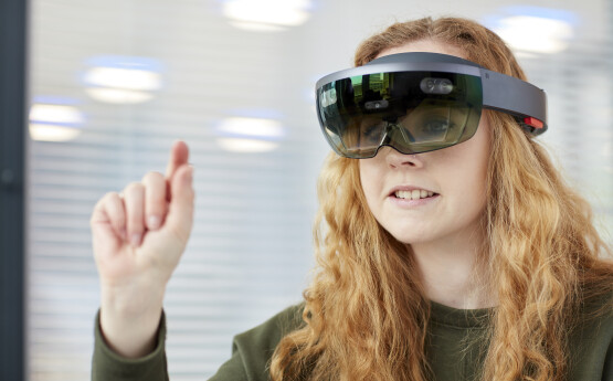 Student with virtual reality headset